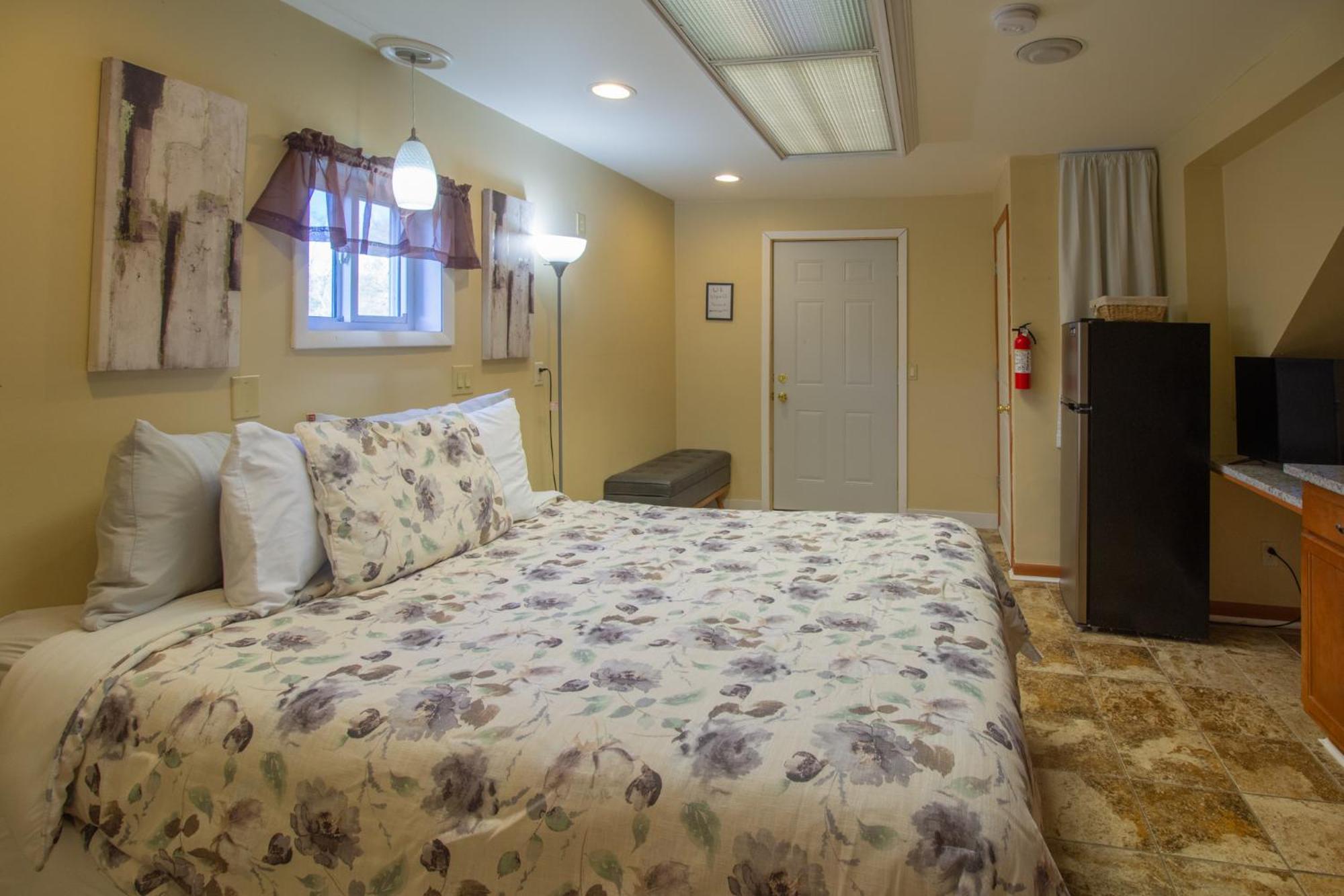 Stay In Ohiopyle In The Middle Of Town By The Gap Trail Exterior foto